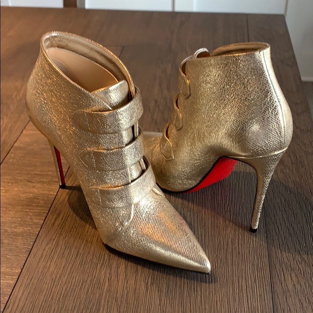 NWB Christian Louboutine Triniboot